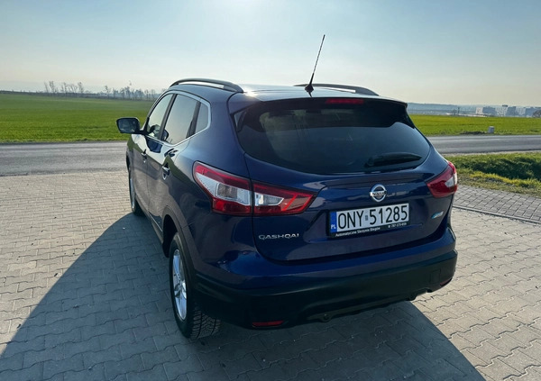 Nissan Qashqai cena 49999 przebieg: 200000, rok produkcji 2014 z Poddębice małe 562